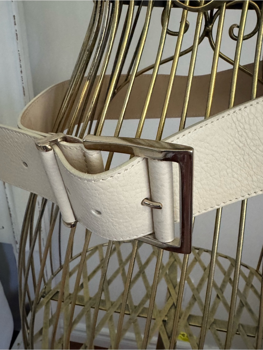 Banana Republic Cream Leather Belt with Silver Buckle